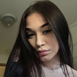 Meet your Posher, Lexi